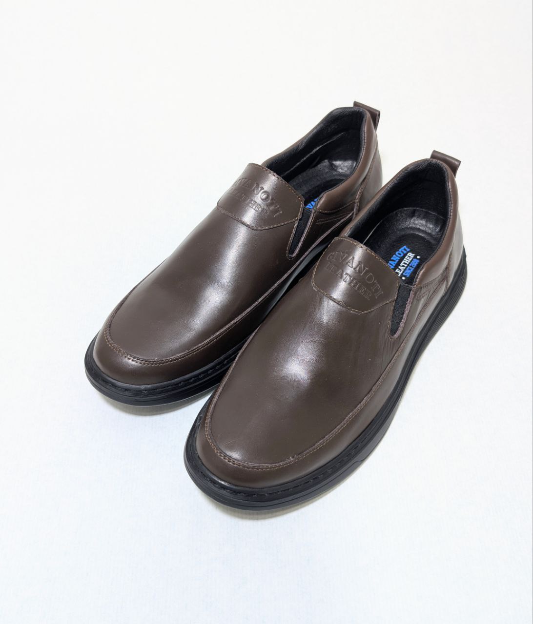 (Chaussure de ville sans lacets)  حذاء رجالي بدون رباط من جلد طبيعي